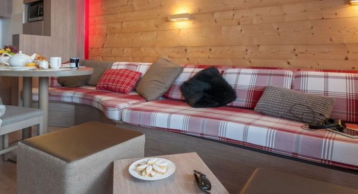 Les Crozats Apartments, Avoriaz ski chalet, image 4